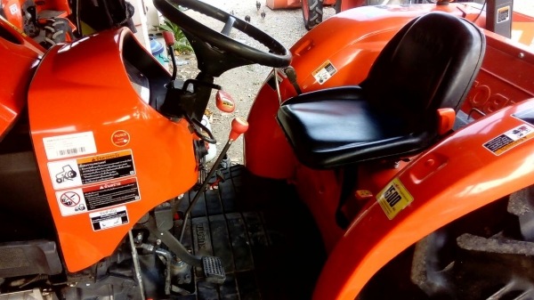 ขายรถไถคูโบต้า  KUBOTA     L4708 SP(4WD)  สีเดิมจากโรงงานทั้งคัน