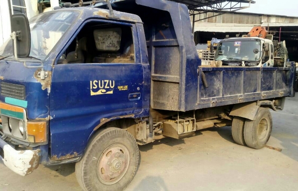 หกล้อดั้ม อีซูชุ KS 22 4BE1-110ฝาดำ พ.เวอร์ ท้ายF ยกหัวได้ สภาพพร้อมใช้งาน ทะเบียนพร้อมโอน