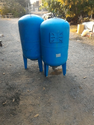 ถังเก็บและสร้างแรงดันน้ำผลิตที่อิตาล ทำหน้าที่สร้างแรงดันน้ำให้คงที่ให้กับระบบน้ำที่ใช้