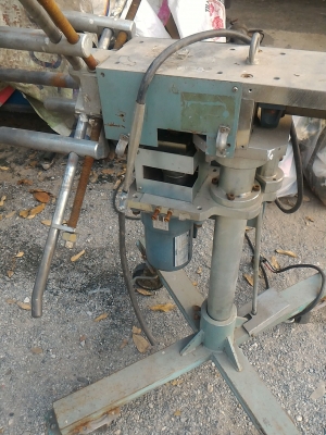 ชุดเครื่องหมุนจ่าย- เก็บงานเข้าม้วนชิ้นงานแบบสองด้าน หมุนขับด้วยมอเตอร์เกียรทด 23 รอบต่อนาที