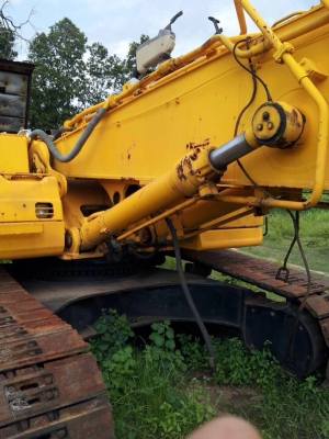 ขายรถแบคโฮ CAT 345 B เอกสารอินวอย รถไม่มีปั๊มไฮดรอลิค ราคา 800000