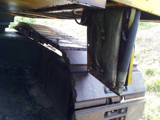 ขายรถแบคโฮ CAT 345 B เอกสารอินวอย รถไม่มีปั๊มไฮดรอลิค ราคา 800000