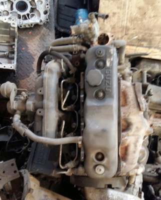 ขายเครื่องยนต์ 4jg2 100 แรง เครื่องติดได้ แต่กินน้ำมันเครื่องนิดหน่อย ไม่มีไดชาร์ต นอกนั้นครบ มีเลขคุมเครื่องยนต์ ถอดลงเพื่อวางเครื่องเทอร์โบ ของอยู่โคราช ขายเครื่องยนต์ 4jg2 100 แรง เครื่องติดได้ แต่กินน้ำมันเครื่องนิดหน่อย ไม่มีไดชาร์ต นอกนั้นครบ มีเลขคุมเครื่องยนต์ ถอดลงเพื่อวางเครื่องเทอร์โบ ของอยู่โคราช