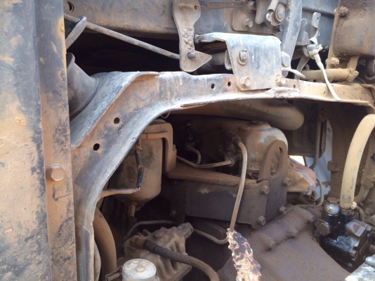 ขายด่วน รถสิบล้อสองเพลาดั้มพ์  MITSU FN527TF1552  สภาพดี  พร้อมใช้งาน  เอกสารพร้อม