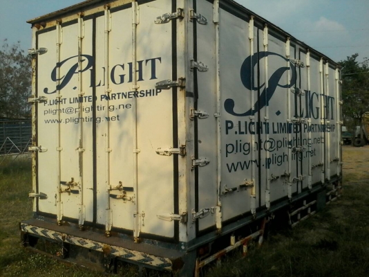 ขายตู้แห้งประตู10บานมีเสากลาง ยาว6.30เมตร สภาพดีราคาไม่แพง