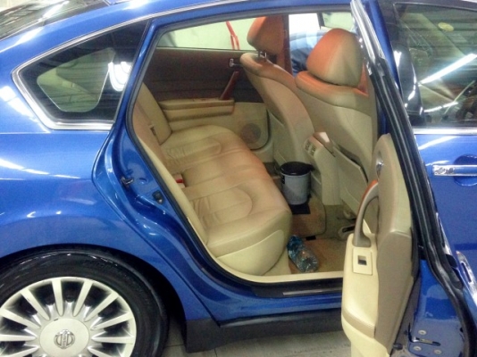 Teana  ตัวท๊อป มือเดียวป้ายแดงออกรถฟรีดาวน์ เงินสดลดได้