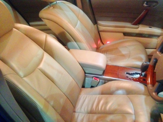 Teana  ตัวท๊อป มือเดียวป้ายแดงออกรถฟรีดาวน์ เงินสดลดได้