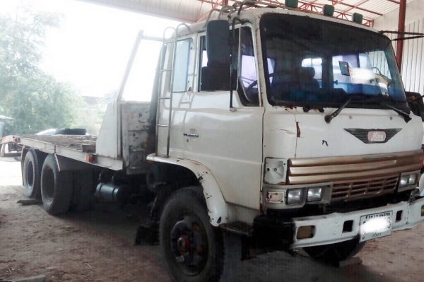 HINO KT 725 - 185 HP HO7C สิบล้อ 2 เพลา เทรลเลอร์ท้ายลาดขึ้นรถแบ็คโฮร PC 200 สภาพดีพร้อมใช้งานได้เลยครับ เครื่องยนต์ 185 แรงแน่นดีแรงดีไม่มีเยิ้ม หัวเก๋ง F18 อย่างสวยลงเล่มครบพร้อมภายในคอนโซลสวยครบ พวงมาลัยเพาเวอร์ ช่วงล่างแน่นคัชซีไม่มีแตกไม่บวม ยางสภาพด HINO KT 725 - 185 HP HO7C สิบล้อ 2 เพลา เทรลเลอร์ท้ายลาดขึ้นรถแบ็คโฮร PC 200 สภาพดีพร้อมใช้งานได้เลยครับ เครื่องยนต์ 185 แรงแน่นดีแรงดีไม่มีเยิ้ม หัวเก๋ง F18 อย่างสวยลงเล่มครบพร้อมภายในคอนโซลสวยครบ พวงมาลัยเพาเวอร์ ช่วงล่างแน่นคัชซีไม่มีแตกไม่บวม ยางสภาพด