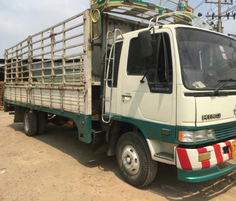 หกล้อ ฮีโน่ FD1J195ปี47ช่วงยาว 6.50ม สภาพดีสวยเดิมๆแอร์แย็นๆพร้อมใช้งาน เล่มทะเบียนพร้อมโอน