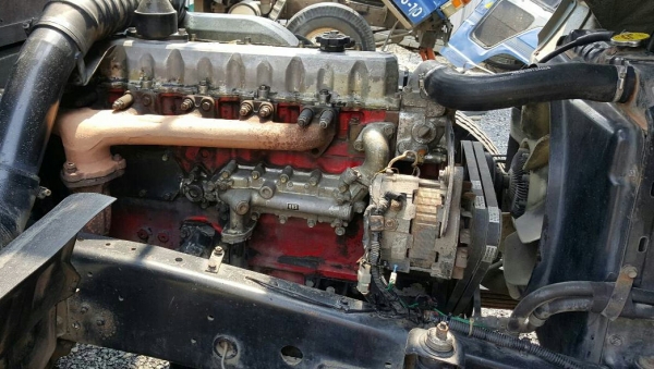 หกล้อ ฮีโน่ FD1J195ปี47ช่วงยาว 6.50ม สภาพดีสวยเดิมๆแอร์แย็นๆพร้อมใช้งาน เล่มทะเบียนพร้อมโอน