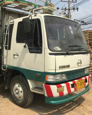 หกล้อ ฮีโน่ FD1J195ปี47ช่วงยาว 6.50ม สภาพดีสวยเดิมๆแอร์แย็นๆพร้อมใช้งาน เล่มทะเบียนพร้อมโอน