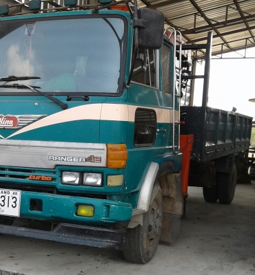 หกล้อ ฮีโน่ FD176B HO7C 180 เครน UNiC 3ตัน ท้องวี สภาพดีสวยบางเดิมพร้อมใช้ เล่มทะเบียนพร้อมโอน