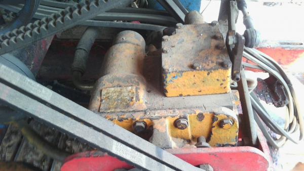 ขายถูกๆๆ..185000บาท รถเกียวข้าวศักพัฒนา..ไม่มีเครื่อง..ช่วงล่าง10HT สภาพดีมากๆคับ