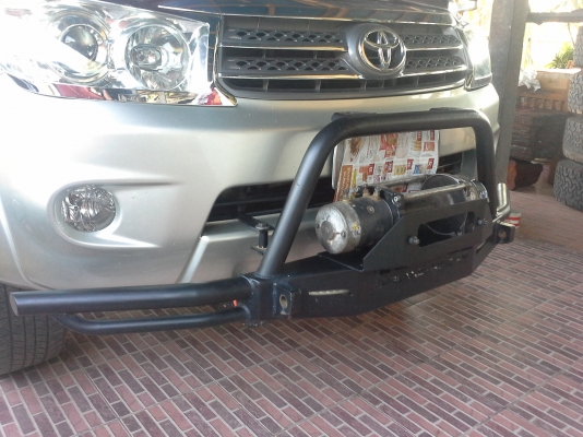 ขายกันชน OVERLAND-ROCKY ใส่โตโยต้าวีโก้ ฟอร์จูนเนอร์