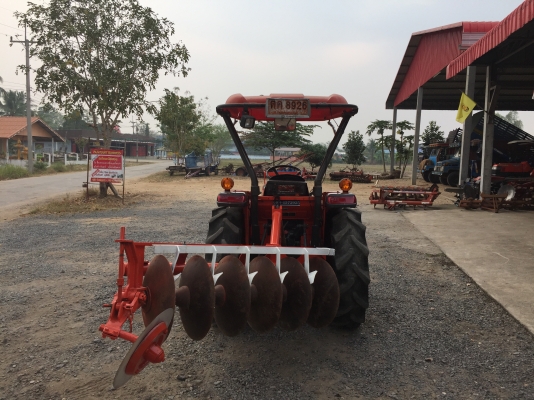 ขายด่วนรถไถคูโบต้า L3608(4WD)2เพลา พร้อมอุปกรณ์ใบมีดดันดินหน้าและผานพรวน รถสวยมีเล่มทะเบียนพร้อม สนใจโทร 081-9136451 ค่ะ