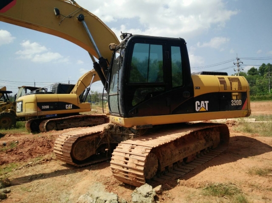 ขายรถแบคโฮ CAT 320 D เอกสารใบแจ้งจำหน่าย 6000 ชม.ราคา 2100000