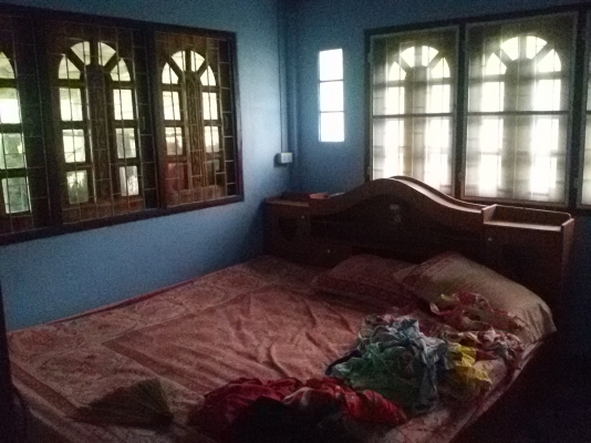 ขายบ้านพร้อมที่ดิน 3ห้องนอน หนึ่งห้องน้ำ หนึ่งห้องครัว เนื่อที่สองงานกว่า ราคา1.3ล้านบาท  บ้านตั้งอยู่หมู่3บ้านสามง่าม ต วังบัว อ คลองขลุง จ กำแพงเพชร สนใจโทร0813655997อำพร พาเจริญ