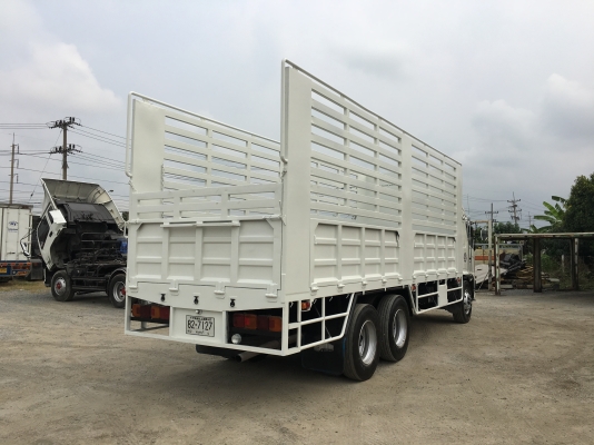 10ล้อHINOเพลาเดียวช่วงยาว7.50ม. 10ล้อHINOเพลาเดียวช่วงยาว7.50ม.