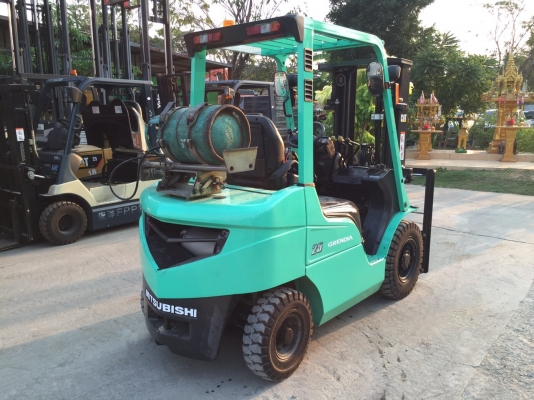 รถยกมิตซูบิชิ น้ำหนักยก 2.5 ตัน เสาสูง 4.5 เมตร แผงงาสไลด์ เครื่องเบนซินติดแก๊สเรียบร้อย เกียร์ออโต้ รถยกมิตซูบิชิ น้ำหนักยก 2.5 ตัน เสาสูง 4.5 เมตร แผงงาสไลด์ เครื่องเบนซินติดแก๊สเรียบร้อย เกียร์ออโต้