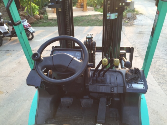 รถยกมิตซูบิชิ น้ำหนักยก 2.5 ตัน เสาสูง 4.5 เมตร แผงงาสไลด์ เครื่องเบนซินติดแก๊สเรียบร้อย เกียร์ออโต้ รถยกมิตซูบิชิ น้ำหนักยก 2.5 ตัน เสาสูง 4.5 เมตร แผงงาสไลด์ เครื่องเบนซินติดแก๊สเรียบร้อย เกียร์ออโต้