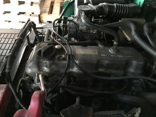 รถยกมิตซูบิชิ น้ำหนักยก 1.5 ตัน เสาสูง 4.50 เมตรเข้าตูั แผงงาสไลด์ เบนซินติดแก๊ส เกียร์ธรรมดา