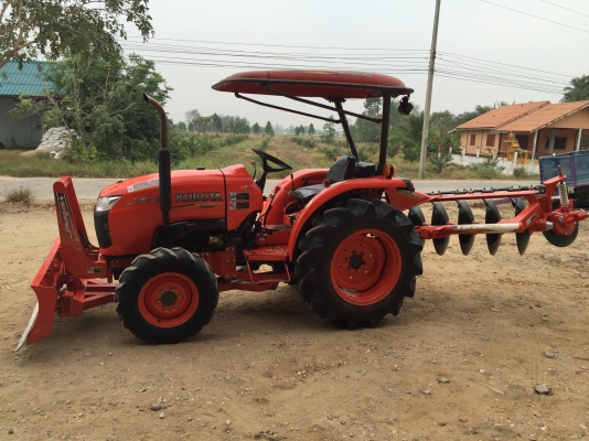 ขายรถไถคูโบต้า L3608(4WD)พร้อมอุปกรณ์ ราคา 298,000 บาท สนใจติดต่อ 081-9136451 คุณโบว์