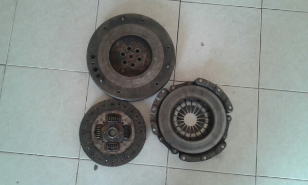 ขายชุด ครัชสตราด้า