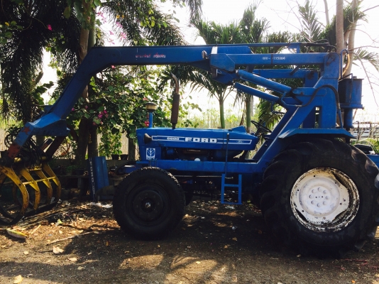 รถไถติดคีบสภาพดี ใช้งานน้อย