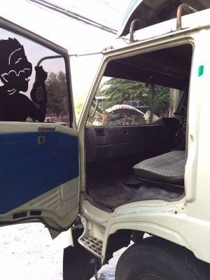 ็HINO FC2W ปี36 รถห้างแท้เครื่อง Wo6E 6 สูบ 165 แรง กะบะเหล็กยาว 5.30 ยาง 8.25/16 ขาย 395000 สนใจ 0890854790