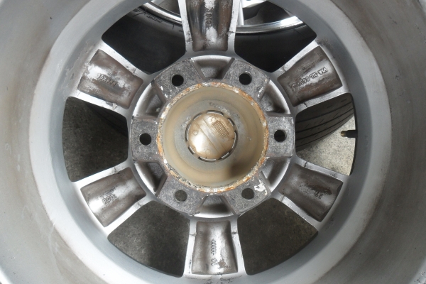 ล้อแม็ก15นิ้ว6รุ พร้อมยาง สวยๆ 4 ล้อ ราคา 5800 บาท ล้อแม็ก15นิ้ว6รุ พร้อมยาง สวยๆ 4 ล้อ ราคา 5800 บาท