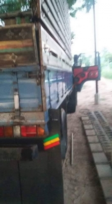 ขายรถ6ล้อ NPR115แรง เบรกทิฟฟี่ เฟืองท้ายใหญ่ ภายในสวย เอกสารพร้อมโอน สนใจโทร 090-8588220คุณนะ 093-3258446คุณบิว หรือเข้าดูสินค้าอื่นๆได้ที่ www.truck.in.th/498 หรือเพจFacebook ณรงค์ ซื้อขายรถมือสอง (เว็บไซต์ส่วนตัว) หรือFacebook คุณนะ รถบรรทุก