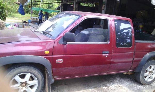 ขายด่วน nissan big m