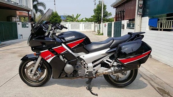 ขาย Yamaha FJR 1300 ปี 2004 สเปคเมกา ทะเบียนแท้ โอนขนส่ง