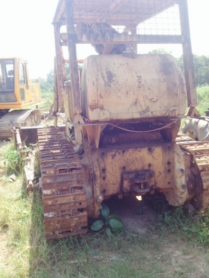 ขายรถแทรคเตอร์ KOMATSU D50A-15 ห้องเลี้ยวน้ำมัน ราคา 220000