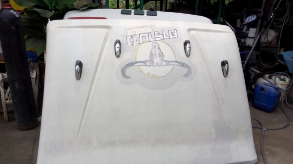 ขายหมวกฮีโน่เมก้ามี2ใบราคาเบาๆสนใจติดต่อด่วน