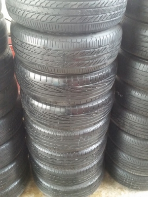 ขายยางเหมายกกอง195/60-65/15 40 เส้น/ละ250