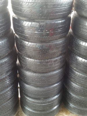 ขายยางเหมายกกอง195/60-65/15 40 เส้น/ละ250