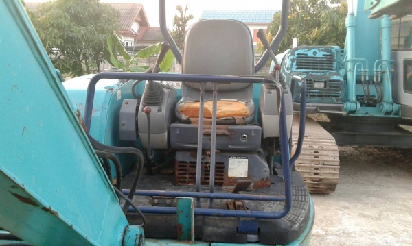ขาย KOMATSU PC35R-8 มาใหม่ สภาพสวย เดิมๆ เก่าญี่ปุ่นแท้  เอกสารพร้อม สนใจโทร 089-3818694  ดวงนภาจ้า