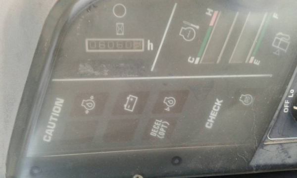 ขาย KOMATSU PC35R-8 มาใหม่ สภาพสวย เดิมๆ เก่าญี่ปุ่นแท้  เอกสารพร้อม สนใจโทร 089-3818694  ดวงนภาจ้า