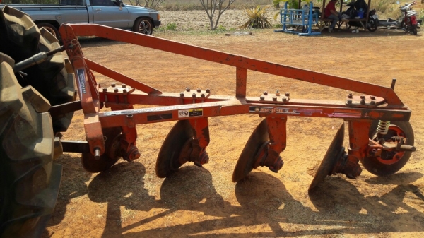 ขายผาน4ตราช้าง ใบ22นิ่ว