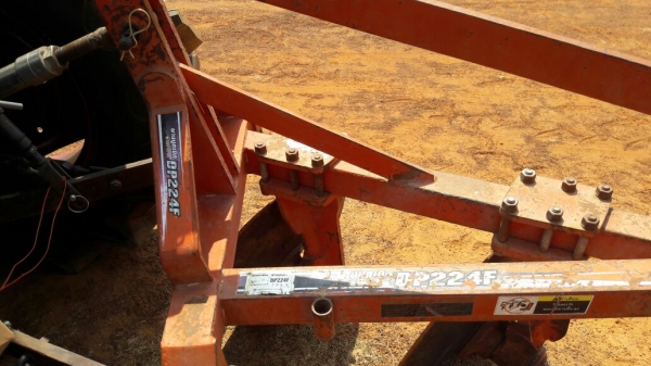 ขายผาน4ตราช้าง ใบ22นิ่ว