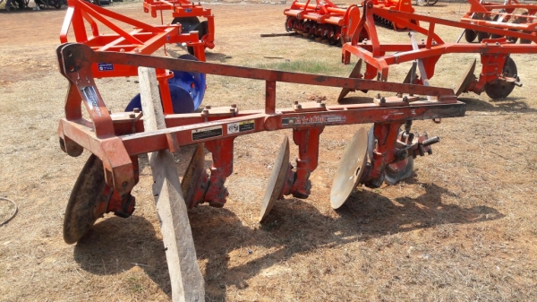 ขายผาน4ตราช้าง ใบ22นิ่ว