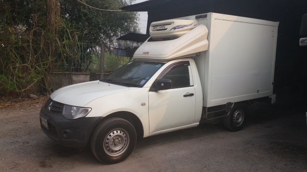 ไทรตันรถห้องเย็นปี2011แก็สNGV+เบนซิน