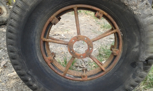 ล้อรถไถนาเดินตาม