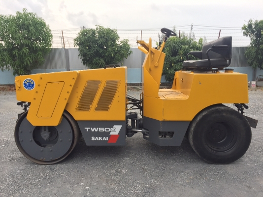 ขายรถบด5ตันSAKAIรุ่นTW500หน้าเหล็กหลังยาง4เส้นนำเข้าญี่ปุ่น ไม่เคยใช้งานในไทยสภาพดีพร้อมใช้งาน ขายรถบด5ตันSAKAIรุ่นTW500หน้าเหล็กหลังยาง4เส้นนำเข้าญี่ปุ่น ไม่เคยใช้งานในไทยสภาพดีพร้อมใช้งาน