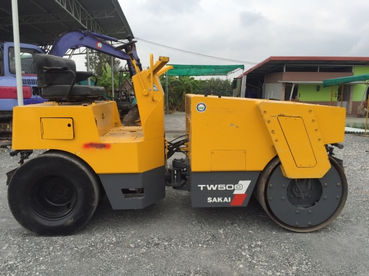 ขายรถบด5ตันSAKAIรุ่นTW500หน้าเหล็กหลังยาง4เส้นนำเข้าญี่ปุ่น ไม่เคยใช้งานในไทยสภาพดีพร้อมใช้งาน ขายรถบด5ตันSAKAIรุ่นTW500หน้าเหล็กหลังยาง4เส้นนำเข้าญี่ปุ่น ไม่เคยใช้งานในไทยสภาพดีพร้อมใช้งาน