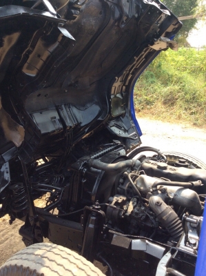 ISUZU 6ล้อ ปี48  (ป้ายเล็กไม่ติดเวลา) กระบะเหล็กบรรทุก ยาว 3.2 ม. กระจกไฟฟ้า พวงมาลัยพาว์เวอร์  เครื่องดี ขับดี ครัทซีสวย รถพร้อมใช้งาน  ขาย 310,000 บาท ศุภากร 081-1903107,081-4252943