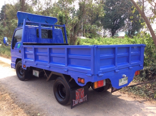 ISUZU 6ล้อ ปี48  (ป้ายเล็กไม่ติดเวลา) กระบะเหล็กบรรทุก ยาว 3.2 ม. กระจกไฟฟ้า พวงมาลัยพาว์เวอร์  เครื่องดี ขับดี ครัทซีสวย รถพร้อมใช้งาน  ขาย 310,000 บาท ศุภากร 081-1903107,081-4252943