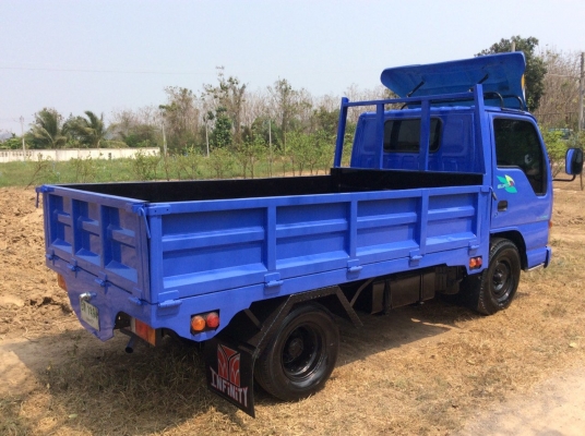 ISUZU 6ล้อ ปี48  (ป้ายเล็กไม่ติดเวลา) กระบะเหล็กบรรทุก ยาว 3.2 ม. กระจกไฟฟ้า พวงมาลัยพาว์เวอร์  เครื่องดี ขับดี ครัทซีสวย รถพร้อมใช้งาน  ขาย 310,000 บาท ศุภากร 081-1903107,081-4252943