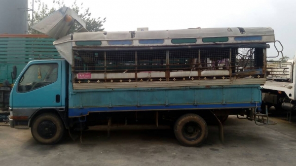 หกล้อ มิตซู แคนเตอร์110ปี44 ช่วงยาว4.30ม สภาพดีสวยพร้อมใช้ มีหลังคา รับ-ส่ง นักเรียนและพนักงาน เล่มทะเบียนพร้อมโอน